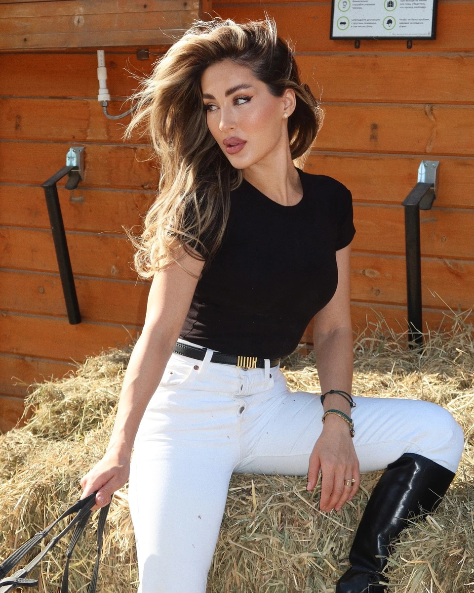 Алессия эскорт в городе Астана