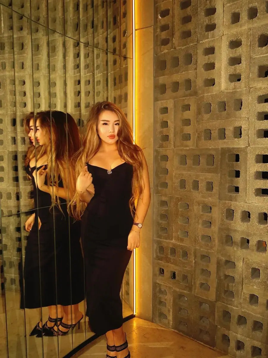 Мартина escort in Астана