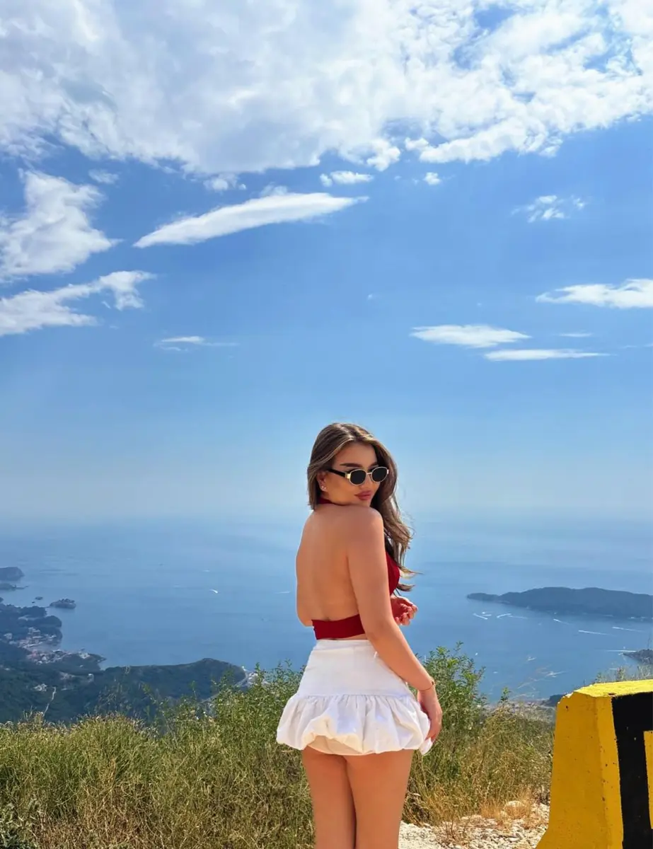 Мартина escort in Астана