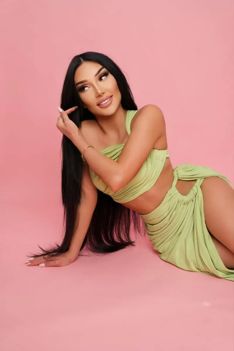 Милайя escort in Астана