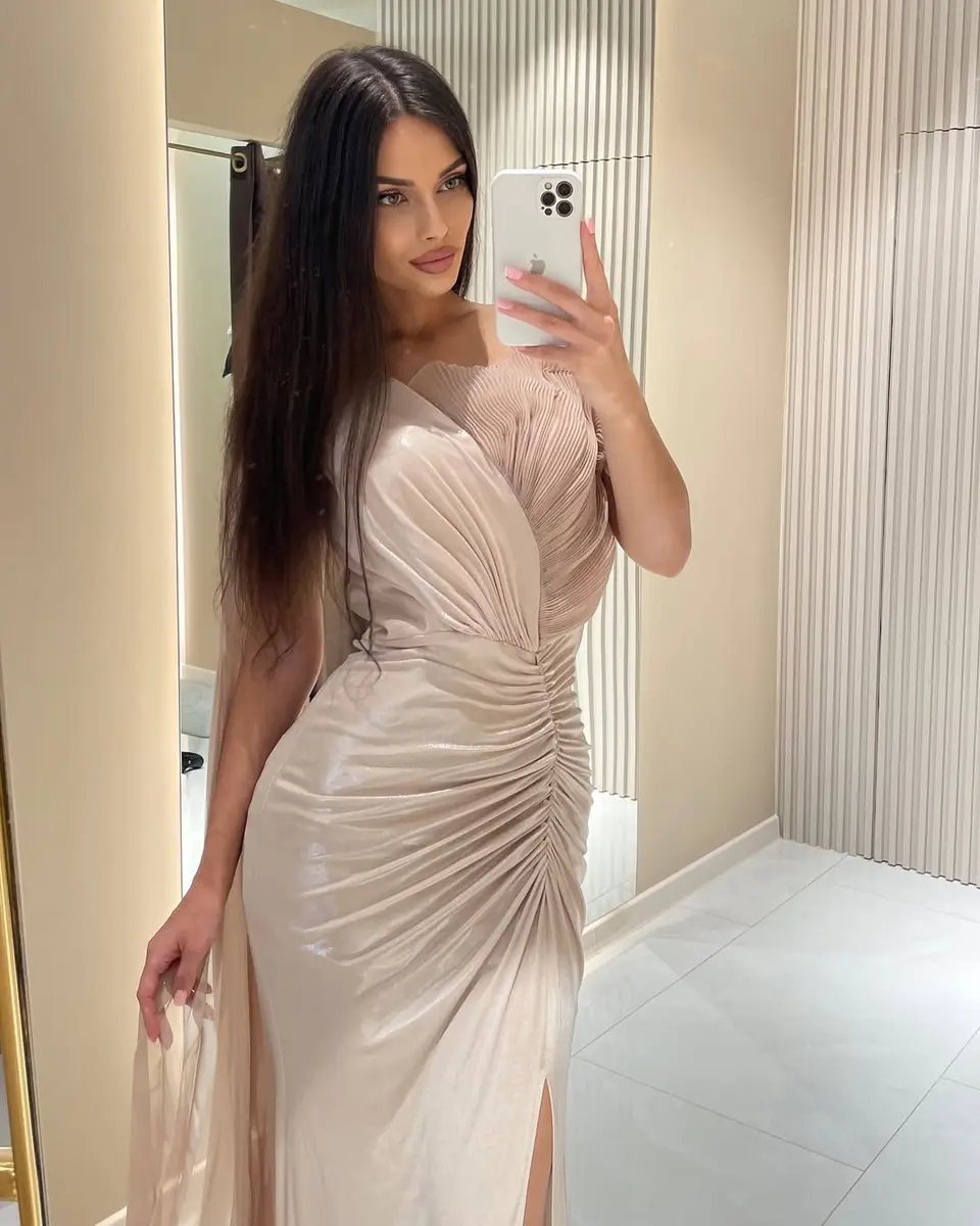 Тина escort in Астана